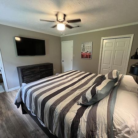 Spacious 3 Bedroom Home Near Amphitheater/Baseball/Shopping And Much More Pearl Extérieur photo